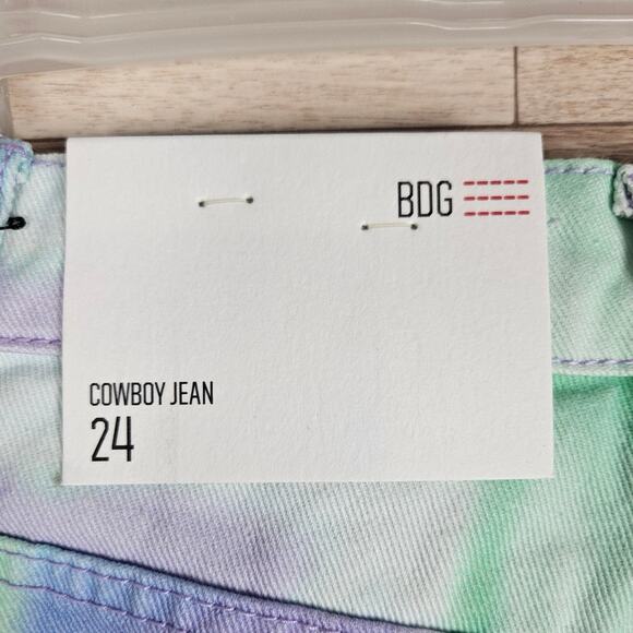 BDG Multicolored Botanical Floral Print Cowboy Jeans Women’s 24 NWT - Picture 6 of 7